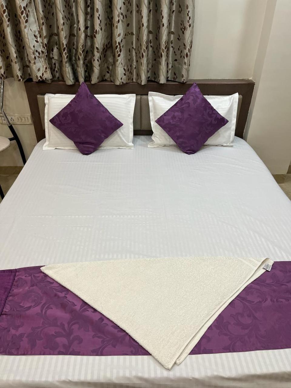 Lavish Living Varanasi Exterior foto